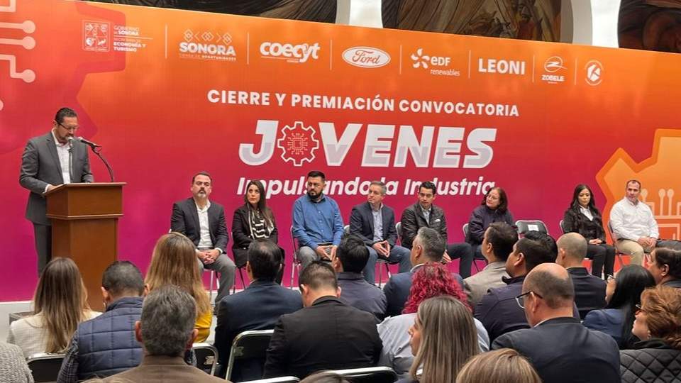 Ceremonia de cierre y premiación del Programa ''Jóvenes Impulsando la Industria''